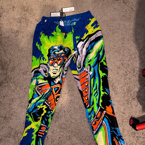 Dolce & Gabbana Multicolor Graphic Pants - Picture 2 of 5